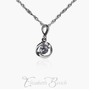Womans Classy Round Necklace